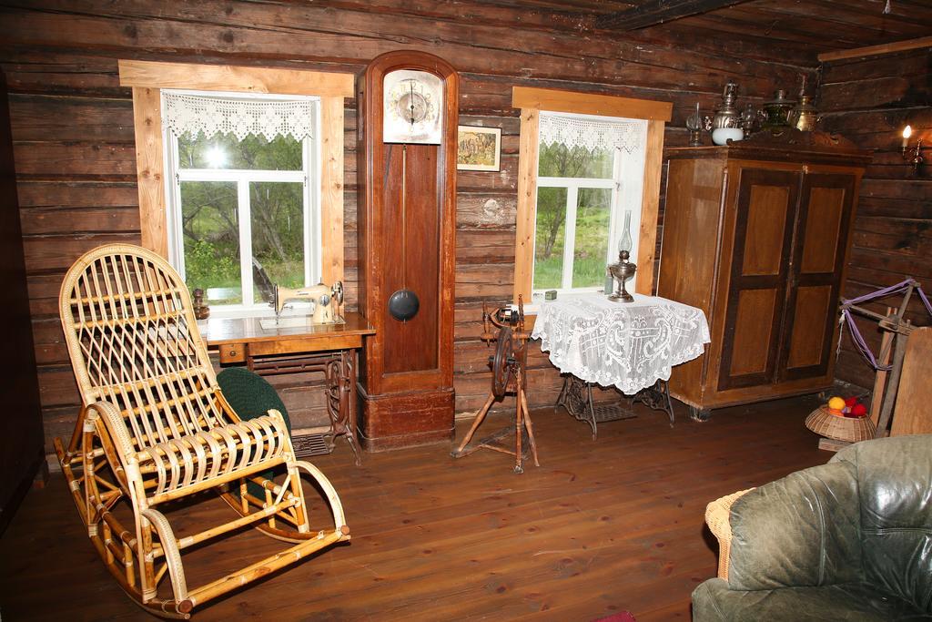Ethnographic Holiday House Laipas Murjani Exteriér fotografie
